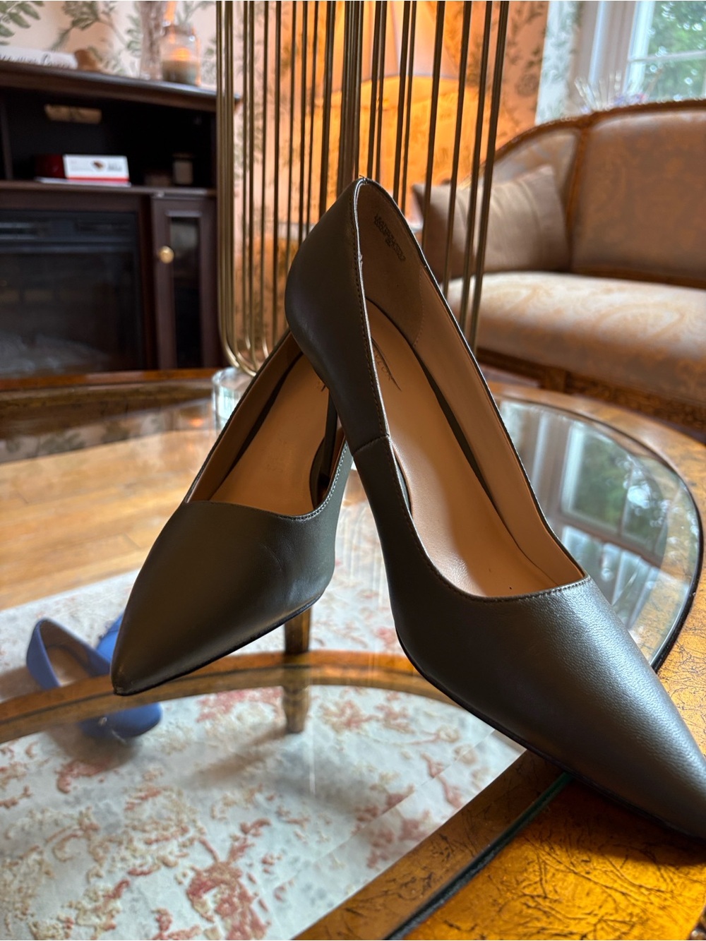 Ann Taylor Heels Elegant Pointed-Toe Heels in Dark Olive Leather